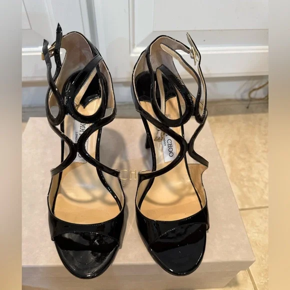 Jimmy Choo ブラック ハイヒール　38 Black Patent Jimmy Choo Lang Black Jimmy Choo Luna Heels Pumps